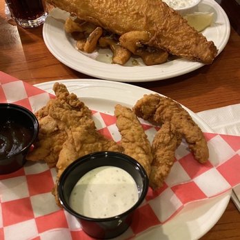 Black Oak Café - The chicken tenders and fish and chips - Cafes Near Me - Tuolumne, California Black Oak Café - The chicken tenders and fish and chips - Cafes Near Me - Tuolumne, California
