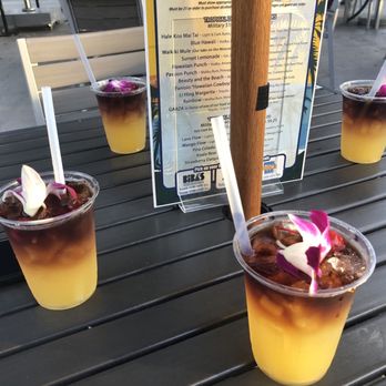 Barefoot Bar - Cocktail Bars Near Me - Honolulu, Hawaii