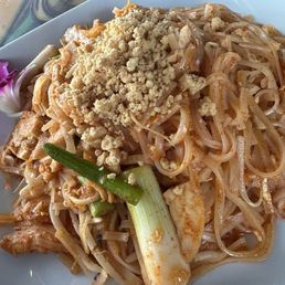 Pad Thai chicken Pad Thai chicken