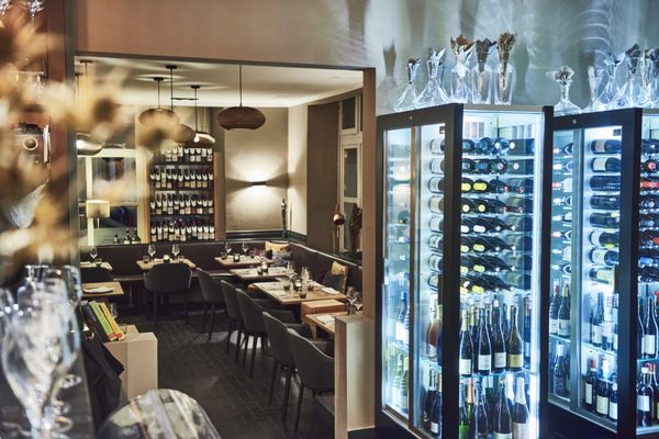 Pure Wine & Food by null