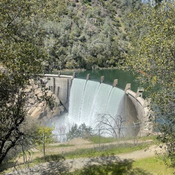 Lake Clementine - Lakes Near Me - Auburn, California