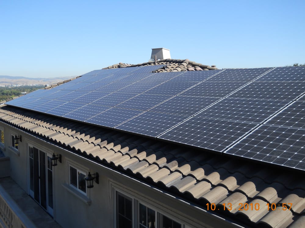 Slide of Sierra Roofing and Solar