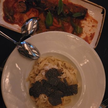 Crossroads Kitchen - Fettuccine truffle and Italian sausage - Vegan Near Me - Los Angeles, California