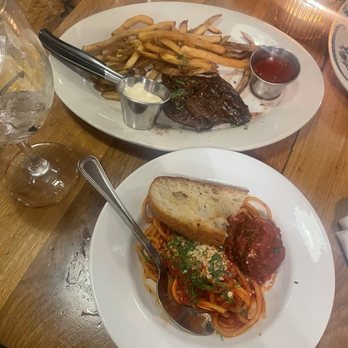 Labriola - Skirt Steak & Fries & Spaghetti & Meatballs - Italian Near Me - Chicago, Illinois Labriola - Skirt Steak & Fries & Spaghetti & Meatballs - Italian Near Me - Chicago, Illinois