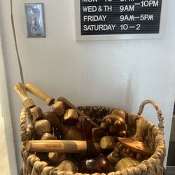 Yesi’s Beauty Bar & Body Sculpting - Wood massage/therapy tools