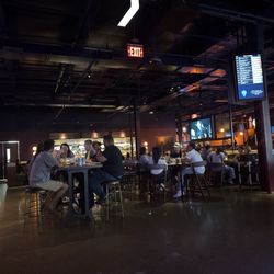 Puttshack - Oakbrook - Open kitchen