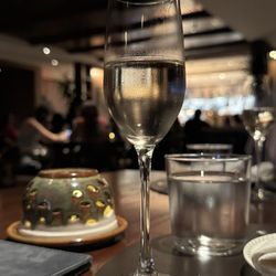 BAR Bludorn - Free champagne for birthday celebration