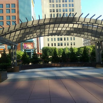 EQT Plaza - Pretty pergola, just begging for a fountain, or more tables. - Shopping Centers Near Me - Pittsburgh, Pennsylvania