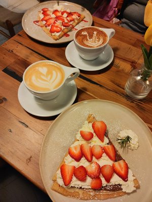 Coche Valley Dessert Cafe by null