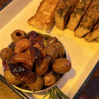 Lost Isle - Wood fired olives - Cocktail Bars Near Me - Johns Island, South Carolina