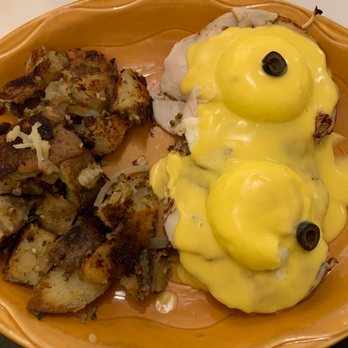 Christie's - California Benedict - Breakfast & Brunch Near Me - Burlingame, California Christie's - California Benedict - Breakfast & Brunch Near Me - Burlingame, California