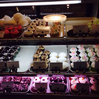 Whipped Bakery - Cupcakes & more cupcakes! - Bakeries Near Me - Lansing, Michigan