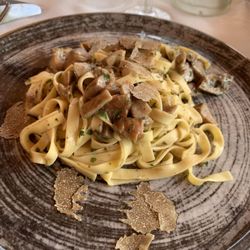 Il Ritrovo - Tagliatelle Al porcini (e12) Porcini is so fresh and meaty