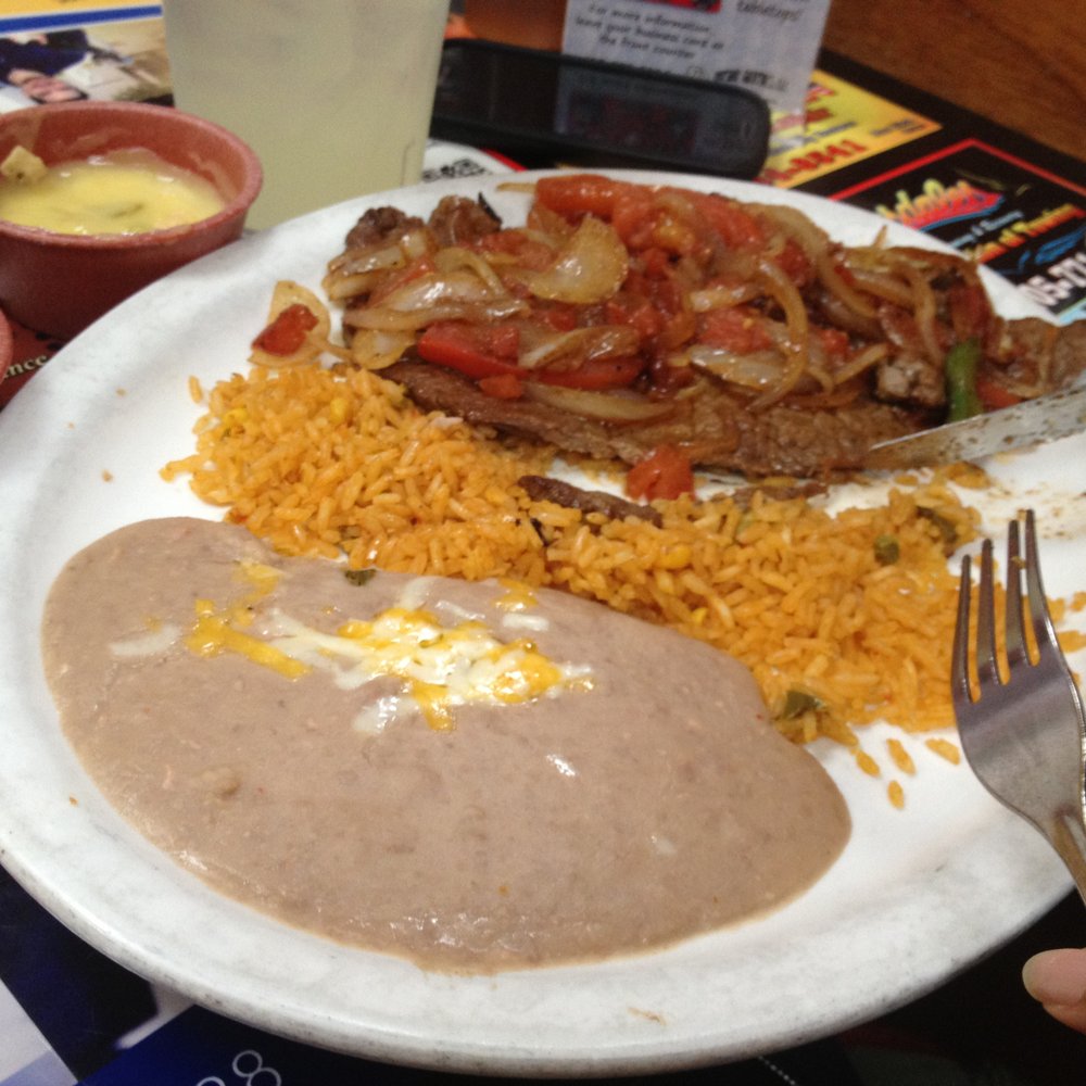 Los Vaqueros - El Tampiqueno (Thin Steak) - Mexican Near Me - Midwest City, Oklahoma Los Vaqueros - El Tampiqueno (Thin Steak) - Mexican Near Me - Midwest City, Oklahoma
