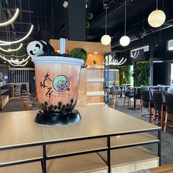 Taichi Bubble Tea, Ramen and Poke Bowl - Greece Mall - Restaurant interior - Bubble Tea Near Me - Rochester, New York