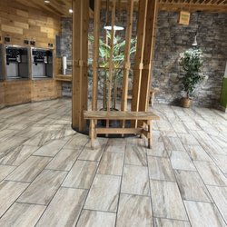 Deck Of Flavors - Sitting area