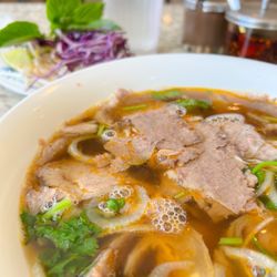 Pho Dan - Probably Pho Chin, definitely not Bun Bo Hue. It was all right, but not what I was hoping for