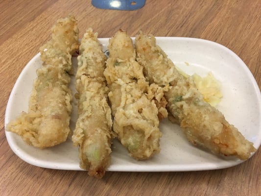 Chou's Shrimp Rolls by null