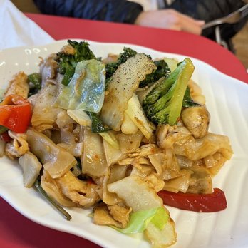 Original Thai Restaurant - Drunken noodles - Thai Near Me - Sparks, Nevada Original Thai Restaurant - Drunken noodles - Thai Near Me - Sparks, Nevada