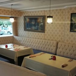 Cantinos Restaurant Og Pizzaria