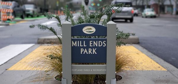 Mill Ends Park by null