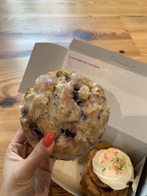 Sweet Magnolias Bake Shop by null