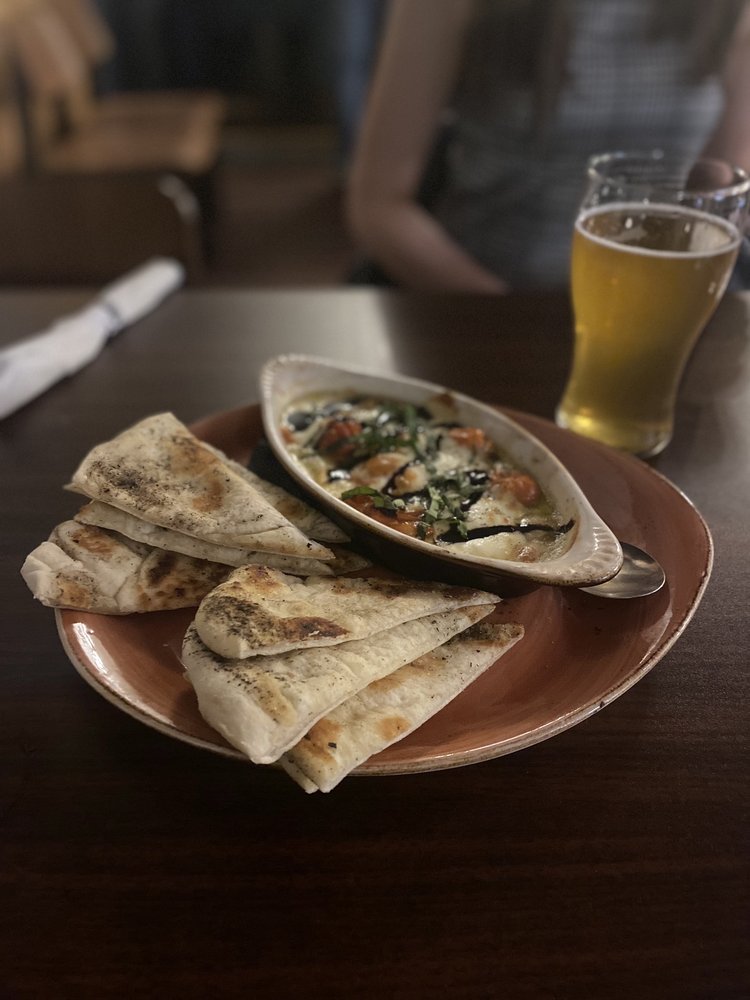 Food from Teays River Brewing & Public House