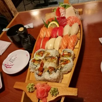 Suki Sushi - very delicious! - Sushi Bars Near Me - Waterloo, Ontario