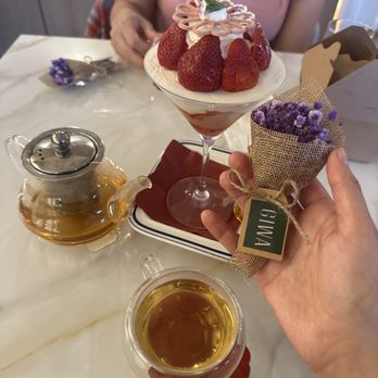 GIWA - Parfait, tea - Breakfast & Brunch Near Me - Santa Clara, California GIWA - Parfait, tea - Breakfast & Brunch Near Me - Santa Clara, California