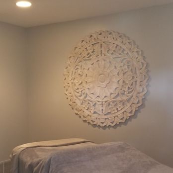 B Well Massage & Esthetics - 1st floor treatment room~ - Spray Tanning Near Me - Buffalo, New York