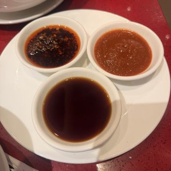 Noodle Exchange - Chili oil, spicy sriracha and soy sauce - Chinese Near Me - Las Vegas, Nevada