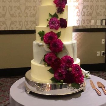 Geranium Lake Flowers - Flowers provided for our cake! - Florists Near Me - Portland, Oregon Geranium Lake Flowers - Flowers provided for our cake! - Florists Near Me - Portland, Oregon