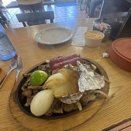 I ordered the carne asada. It was so much food for one person. Plenty of leftovers. The food was delicious! I ordered the carne asada. It was so much food for one person. Plenty of leftovers. The food was delicious!