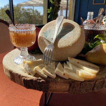 Ristorante Tonino - Cheese platter - Venues & Event Spaces Near Me - Cortona, Arkansas