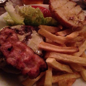 Hare & Billet - The topless billet burger. That bacon is so tasty! - Pubs Near Me - London, XGL Hare & Billet - The topless billet burger. That bacon is so tasty! - Pubs Near Me - London, XGL
