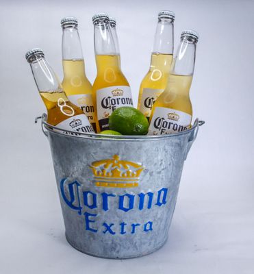 Manolo & Rene Grill by null