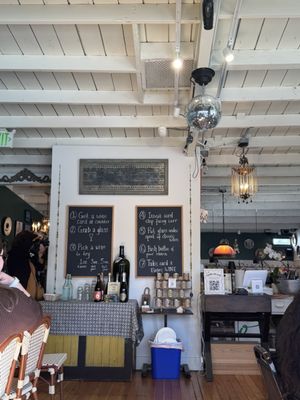 Chez Phinney by null