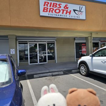 Ribs & Broth - Storefront - Vietnamese Near Me - Waipahu, Hawaii Ribs & Broth - Storefront - Vietnamese Near Me - Waipahu, Hawaii