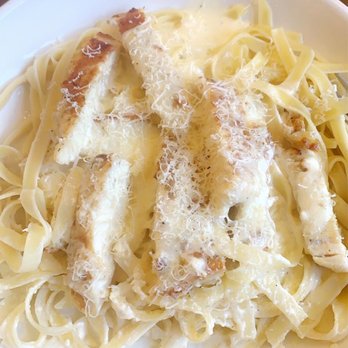 Olive Garden Italian Restaurant - Chicken Fettuccine Alfredo b - Italian Near Me - Clovis, California Olive Garden Italian Restaurant - Chicken Fettuccine Alfredo b - Italian Near Me - Clovis, California