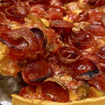 Lou Malnati's Pizzeria - Pizza Near Me - Elk Grove, Illinois Lou Malnati's Pizzeria - Pizza Near Me - Elk Grove, Illinois