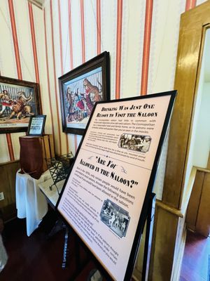 Cosmopolitan Hotel and Restaurant by null