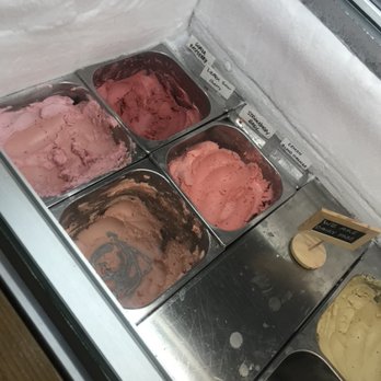 Crazy Cows ice Cream - Flavours on flavours - Coffee & Tea Near Me - White Rock, British Columbia
