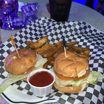 Starting Gate - a sandwich and fries on a checkered plate - Lounges Near Me - Los Alamitos, California Starting Gate - a sandwich and fries on a checkered plate - Lounges Near Me - Los Alamitos, California