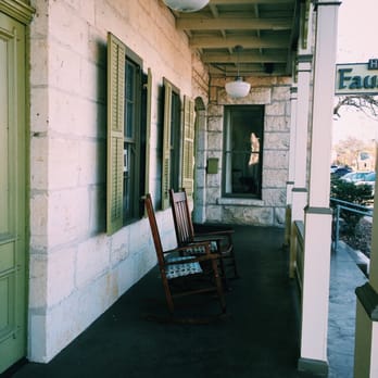 Hotel Faust - Front porch - Hotels Near Me - Comfort, Texas Hotel Faust - Front porch - Hotels Near Me - Comfort, Texas