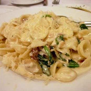 Piatti - ORECCHIETTE - grilled chicken, sundried tomatos, spinach, in gorgonzola cheese sauce - Italian Near Me - La Jolla, California Piatti - ORECCHIETTE - grilled chicken, sundried tomatos, spinach, in gorgonzola cheese sauce - Italian Near Me - La Jolla, California