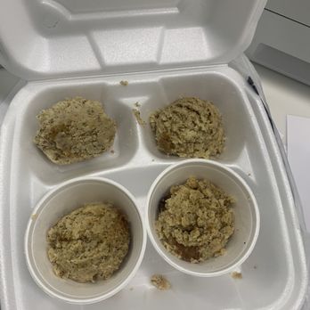 Cupboard Restaurant - Sold 4 scoop sides and said this was considered a quart or dressing for $15.00. This is NOT A QUART. Scammers. - Southern Near Me - Memphis, Tennessee
