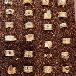 Tulip Gifts and Cards - Spin rings, inspired by Tibetan prayer wheels, beautiful and therapeutic.