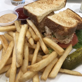Forty Carrots - Tuna sandwich - Ice Cream & Frozen Yogurt Near Me - Chestnut Hill, Massachusetts
