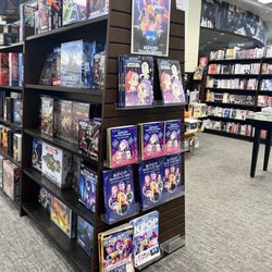 Barnes & Noble - Kpop Demon Hunter