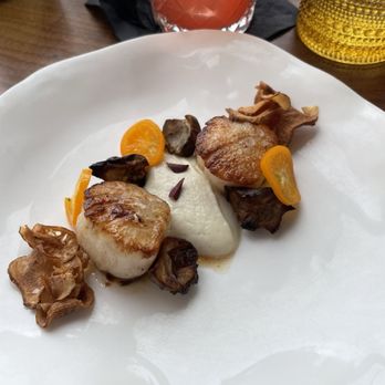 Peak with Priceless Restaurant & Bar - Scallops - New American Near Me - New York, New York
